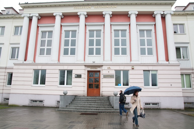 Zdjęcie nagłówkowe otwierające podstronę:  Wybory na Uniwersytecie Opolskim 2016