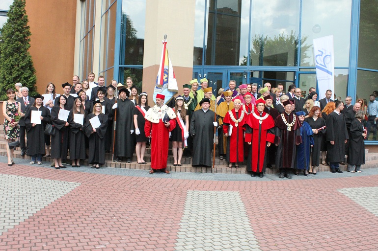 Zdjęcie nagłówkowe otwierające podstronę: Uniwersytet Opolski ma szkołę doktorską