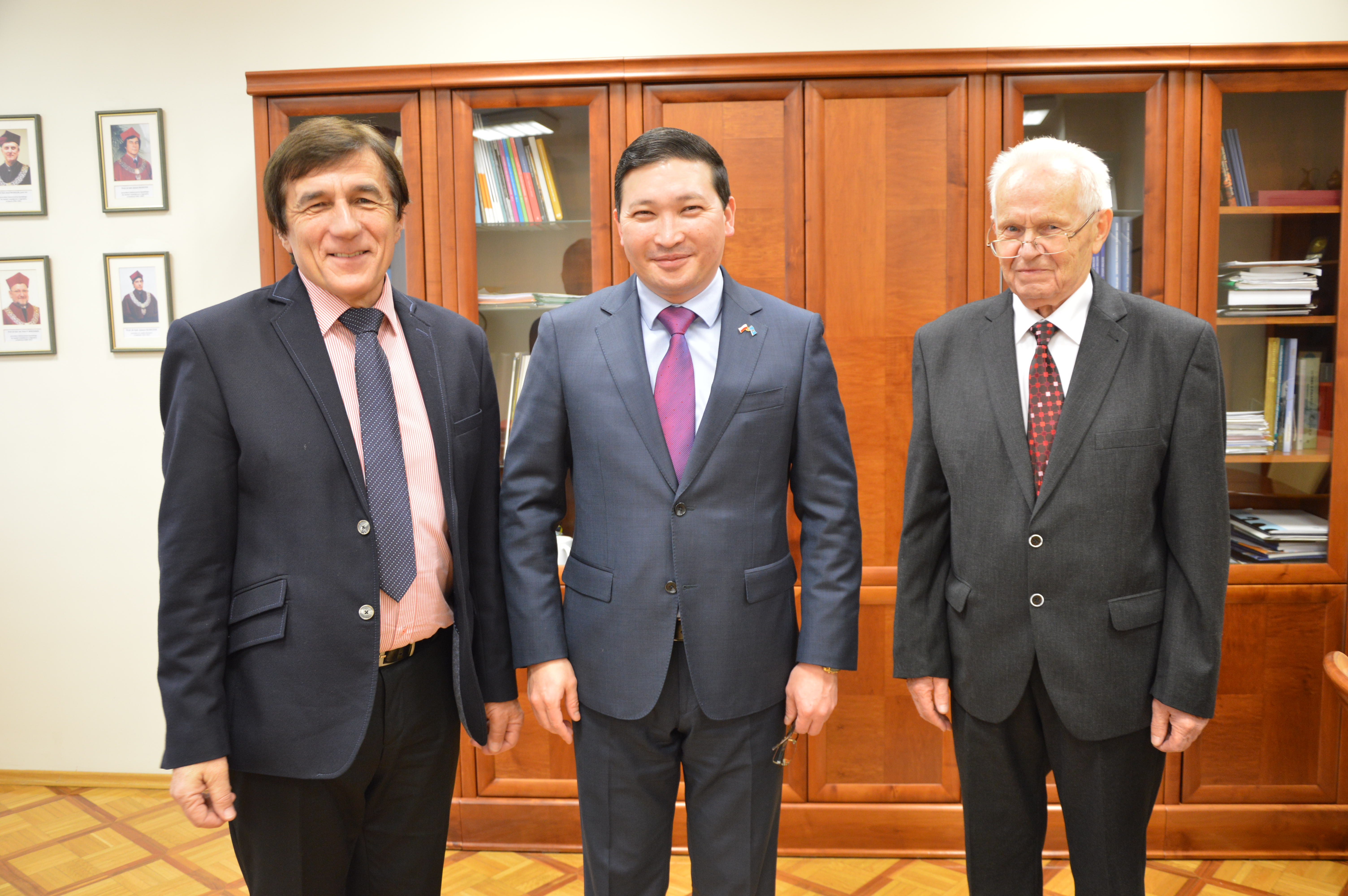Przeniesienie do informacji o tytule: Ambasador Kazachstanu gościem Uniwersytetu Opolskiego