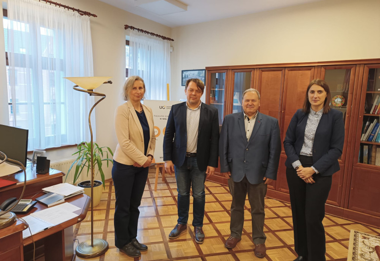 Przeniesienie do informacji o tytule: Prof. Maksym Pogorielov from University of Latvia visits Opole