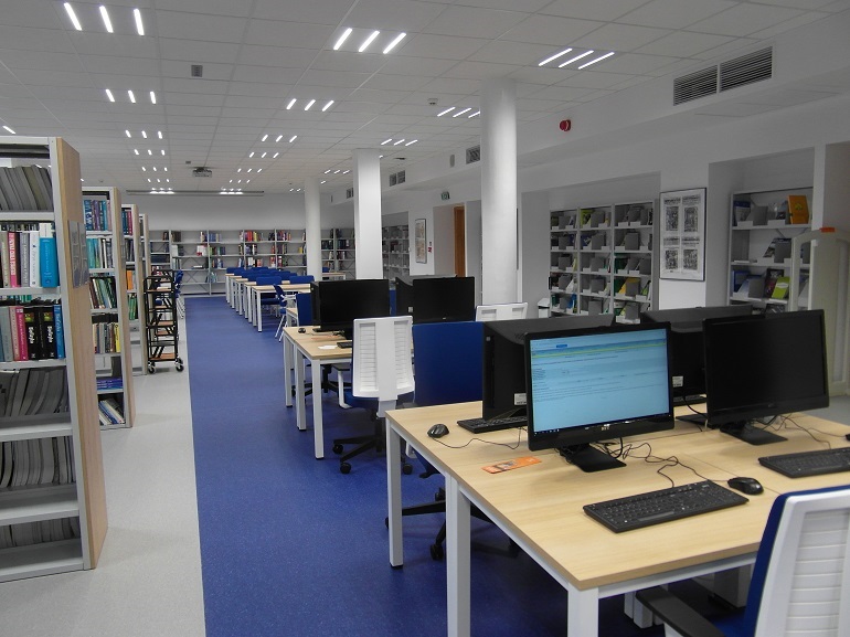 Zdjęcie nagłówkowe otwierające podstronę: Wirtualna Czytelnia Biblioteki Uniwersytetu Opolskiego już działa