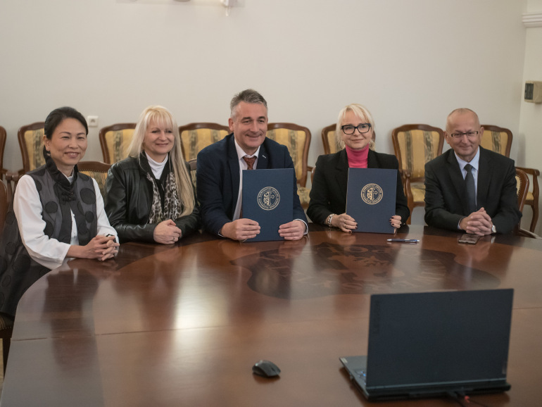Zdjęcie nagłówkowe otwierające podstronę: Cooperation agreement with Tzu Chi University of Science and Technology signed