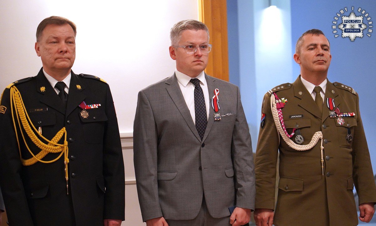 Dr Bartosz Maziarz uhonorowany Brązowym Medalem Za Zasługi dla Policji