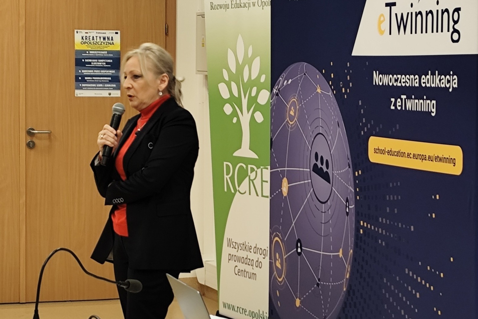 Profesor Anna Weissbrot-Koziarska na konferencji Kuratorium Oświaty