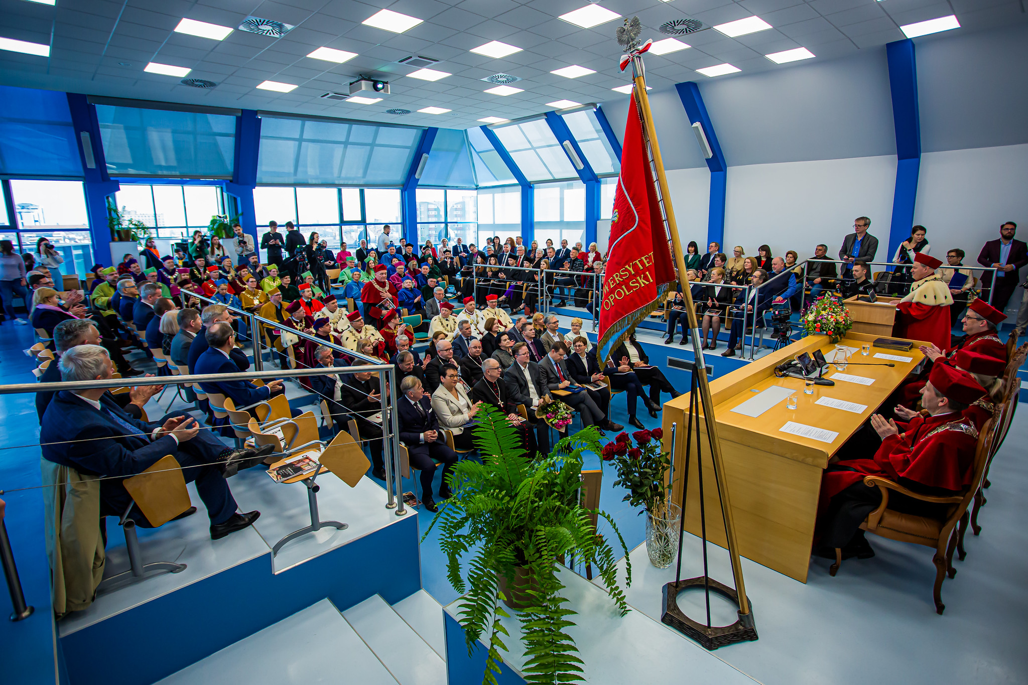 Święto Uniwersytetu Opolskiego, 31-lecie, Alfons Nossol --- Aula Błękitna, Collegium Maius, Uniwersytet Opolski, UO --- 10.03.2025 --- FOT. TOMASZ CHABIOR (26)